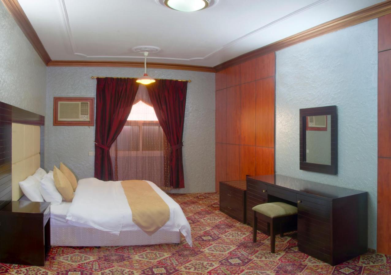 Al Farhan Hotel Suites Al Aqiq Riad Exterior foto